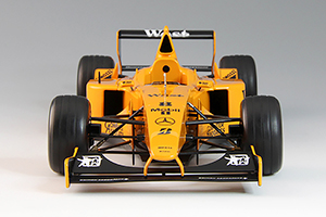 タミヤ マクラーレン MP4-13 テストバージョン