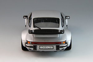 タミヤ ポルシェ911 ターボ'88