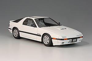 タミヤ SAVANNA RX-7 GTリミテッド